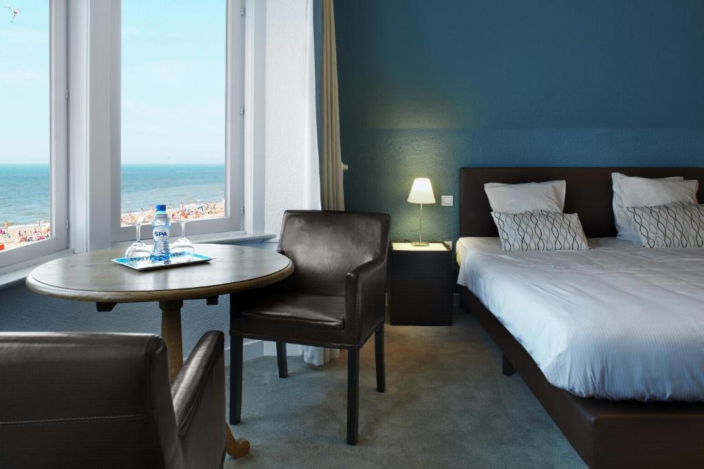 Beach Hotel De Haan Habitación foto